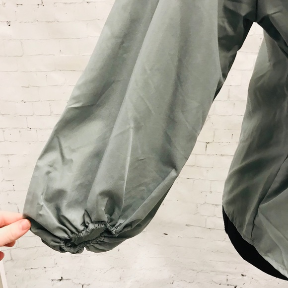 Poly cotton blend blouse - Picture 2 of 6